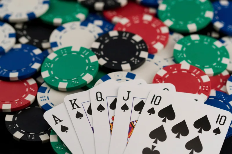Cùng nhau nâng cao trình đánh Poker qua các mẹo chơi mới 